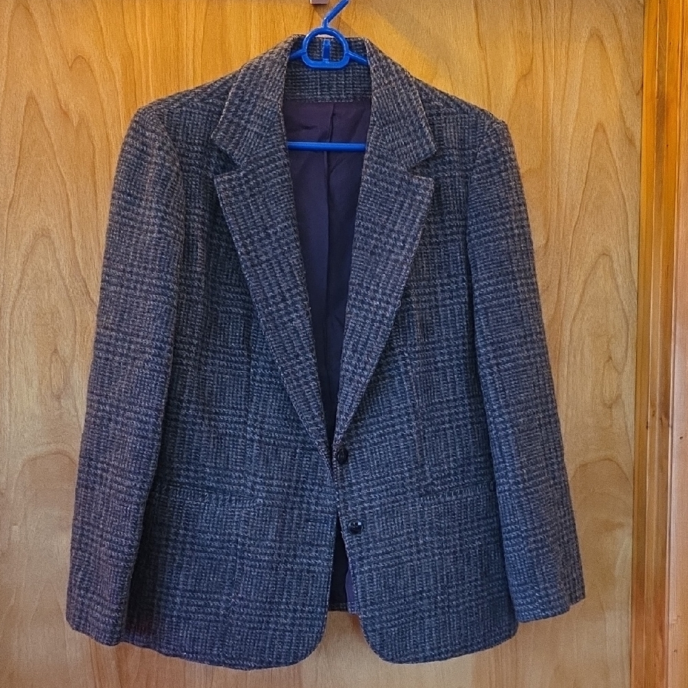 Women's Wool Blazer